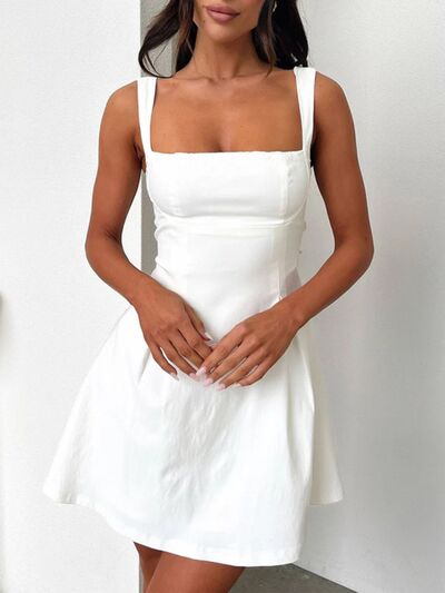 Devine Bow Back Square Neck Mini Dress – Uneeque Designzz