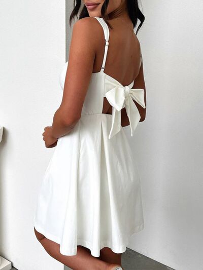 Devine Bow Back Square Neck Mini Dress – Uneeque Designzz