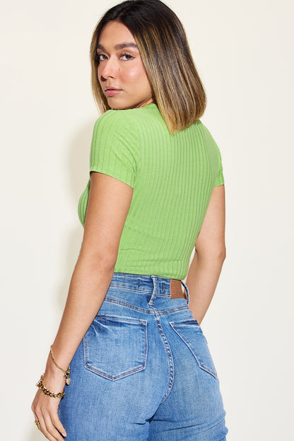 Basic Bae Full Size Ribbed Round Neck Short Sleeve T-Shirt – Uneeque Designzz