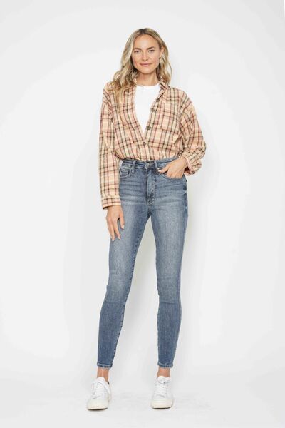 Judy Blue Full Size Tummy Control Contrast Wash Skinny Jeans – Uneeque Designzz