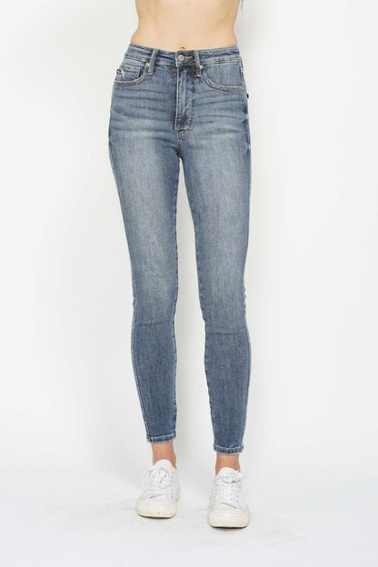 Judy Blue Full Size Tummy Control Contrast Wash Skinny Jeans – Uneeque Designzz