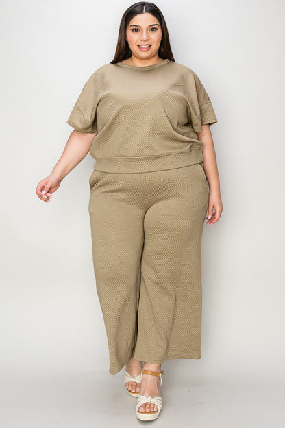 Double Take Full Size Texture Short Sleeve Top and Pants Set – Uneeque Designzz